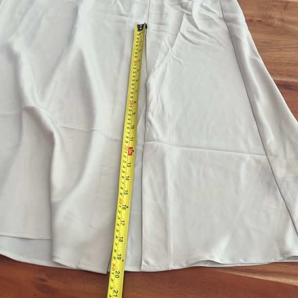 NWT Banana Republic Maxi Slip skirt in pearl oyster sz 6 - Picture 8 of 12